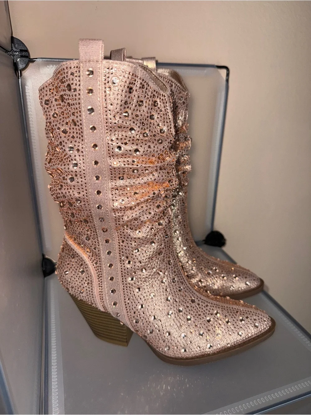 Forever Women's Rose Gold Rhinestone Western Cowgirl Block Heel Boots Size 5.5